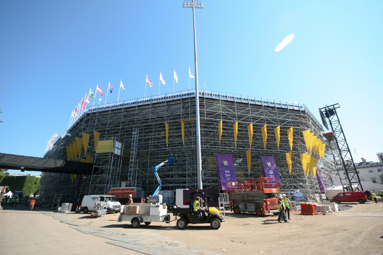 Temporary venues must innovate to meet demand, say IOC and UEFA